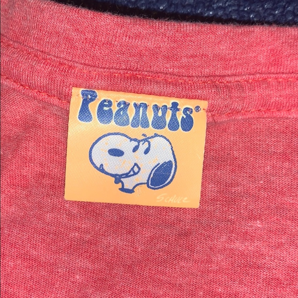 π2/$11π Peanuts Snoopy T-Shirt! - Picture 2 of 3